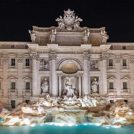 Heart Palace Fontana Di Trevi ローマ エクステリア 写真